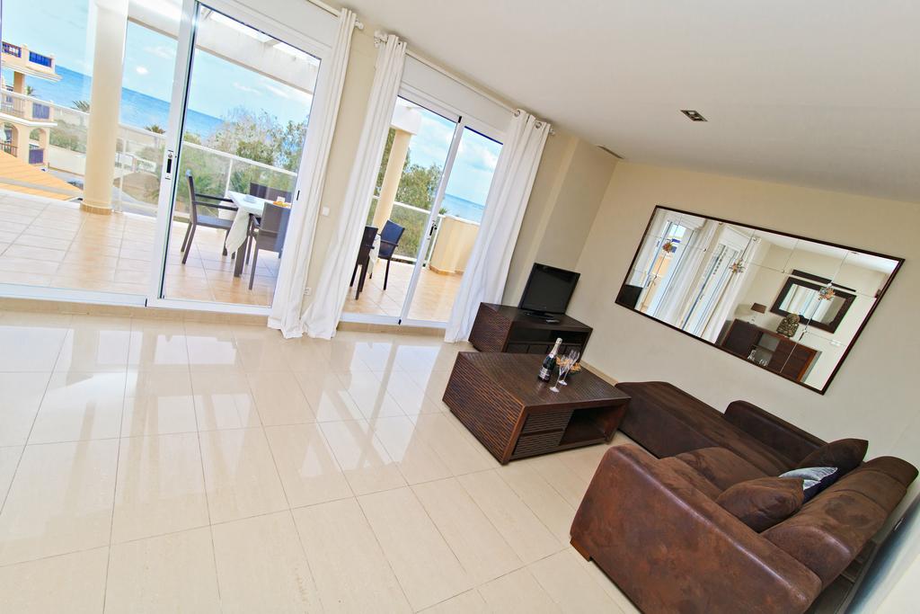 Apartamentos Carlton Vyb 德尼亚 外观 照片